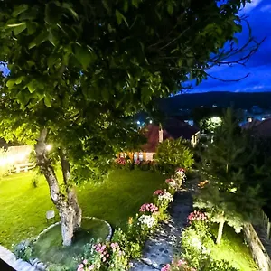 bujtina-shkodrani.albaniahotels.org/